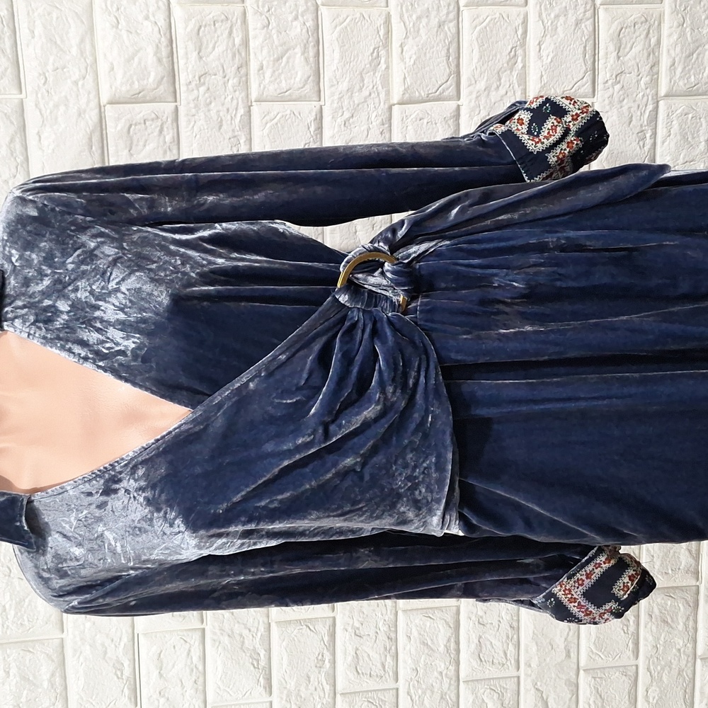 ANTHROPOLOGIE MAEVE Blue Velvet Wrap Dress with Pockets - Picture 2 of 13